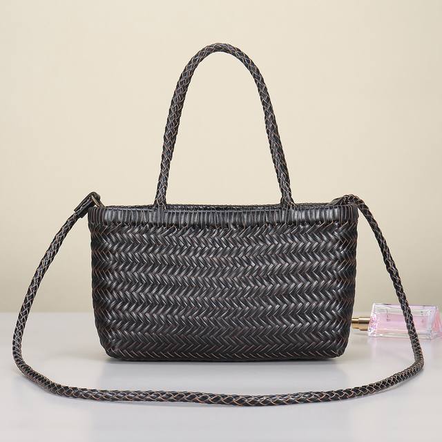 Dragon Diffusion Belgian brand French hand-woven handbag, pure cowhide hand-wove