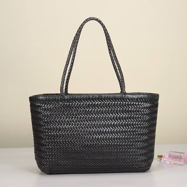 Dragon Diffusion Belgian brand French hand-woven handbag, pure cowhide hand-wove