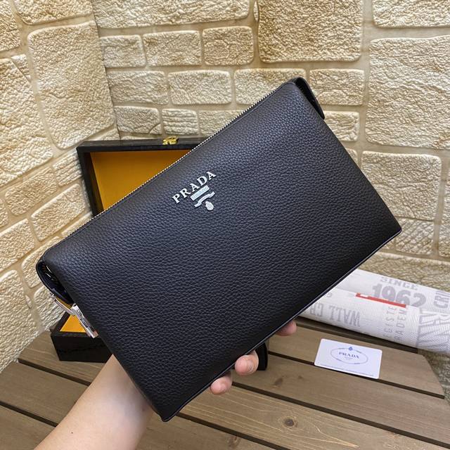 Model 33015-1 Prada's hottest combination lock; a masterpiece of luxury~~ genui