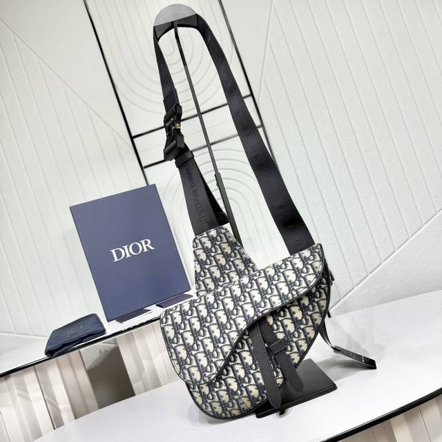 Top-quality original product on the market, genuine copy, comes with box and gif