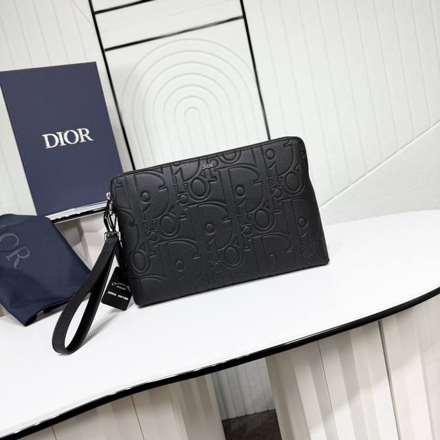 Top-quality original product on the market. Guaranteed imported top-grain cowhi