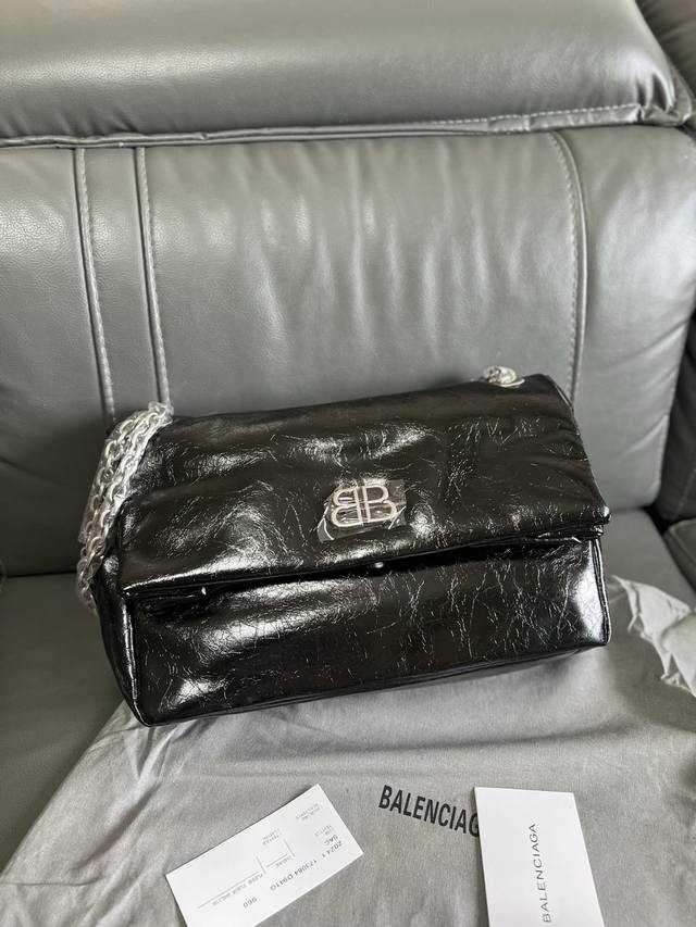 Original Single Item, High-Volume Sale Balenciag*Paris Monaco Distressed Gold Bo