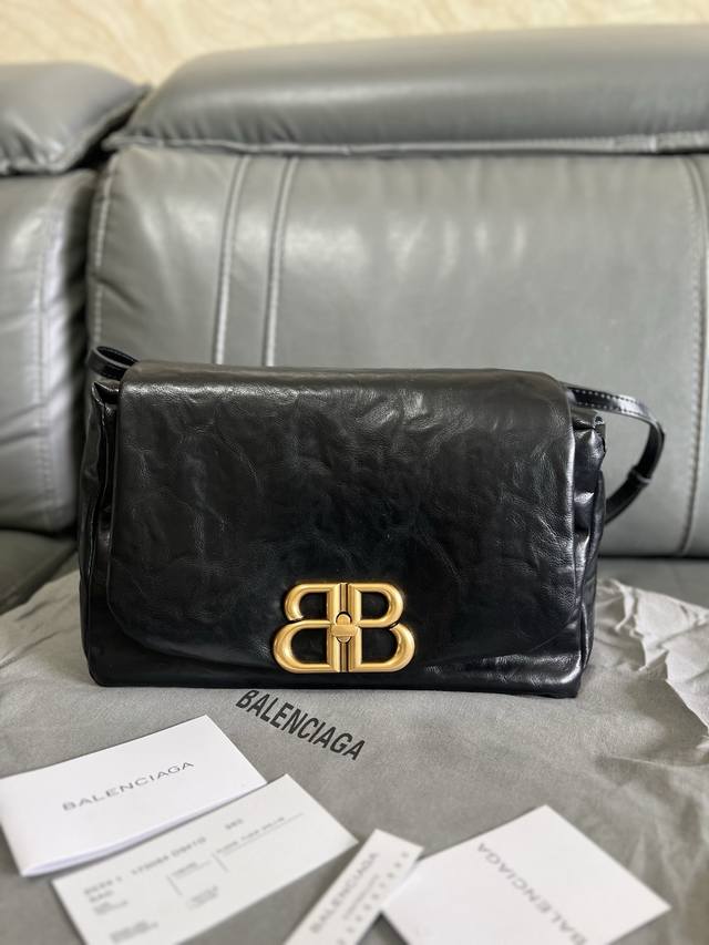 Original Single Item, High-Quality Balenciag*Paris Monaco Quilted Design, Front