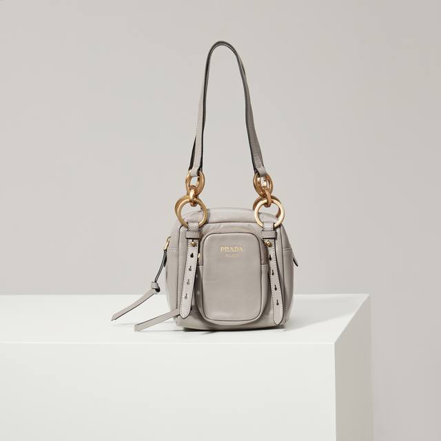 Premium Original New Small Vintage Leather Handbag 1Bb137. This new square hand