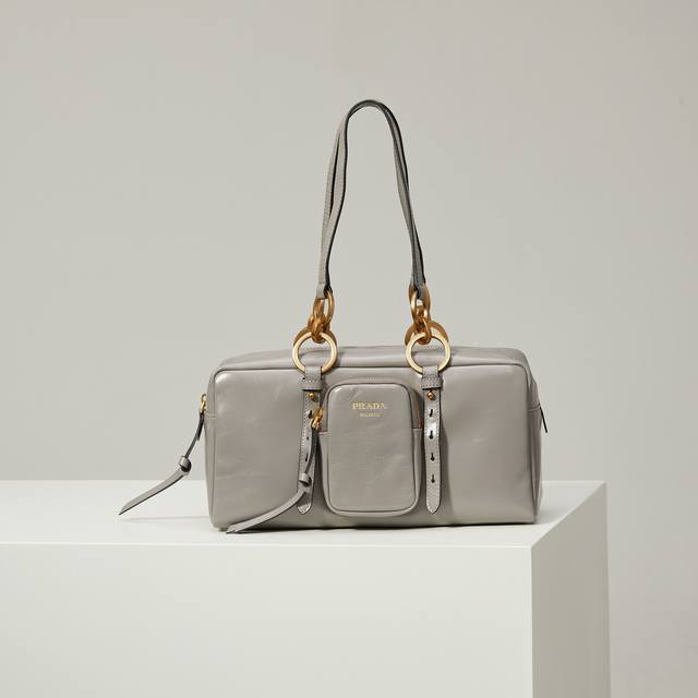 Premium Original Factory New Large Vintage Leather Handbag 1Bb138. This handbag