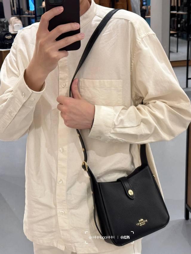 Coach Hadley Crossbody Mini Crossbody Bag Classic logo Hadley mini crossbody ba