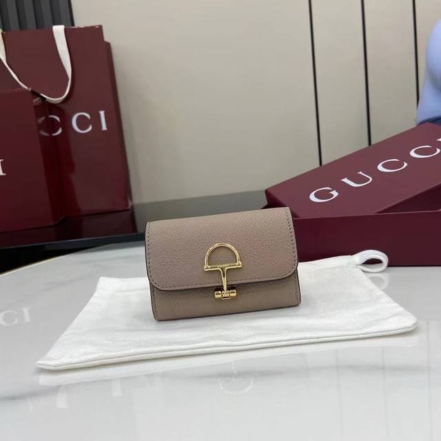 Top-of-the-line new Gucci item continues the brand's rich heritage, deepening i