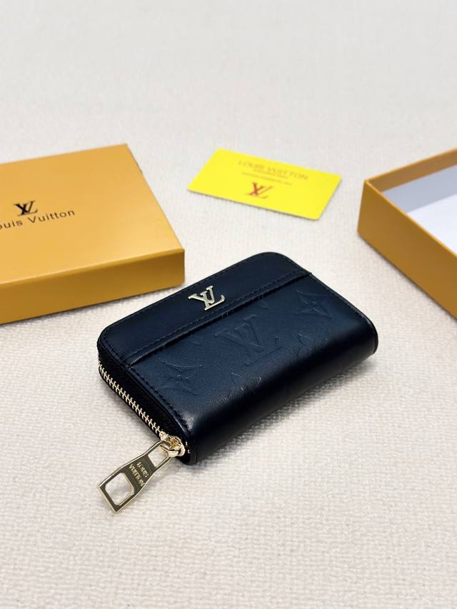 Card holder/coin purse. Color: Black, Size: 10x9 cm. Real photos of the genuine