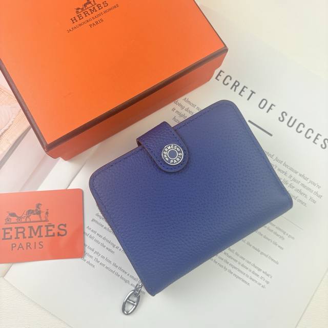 Hermes New Arrivals Silk'In Togo Women's Medium Wallet in Barenia Calfskin 6 car