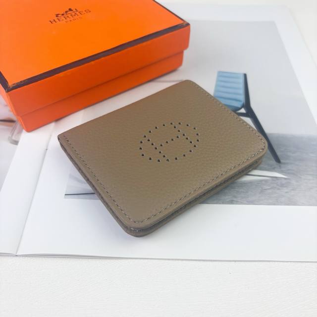 Hermes New Arrivals Silk'In Togo Women's Photo Bag Made of Barenia Calfskin 4 ca