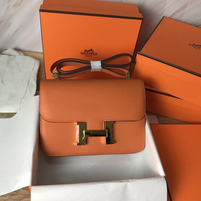 Comes with a gift box, Constance 23cm, imported Epsom leather with gold and sil