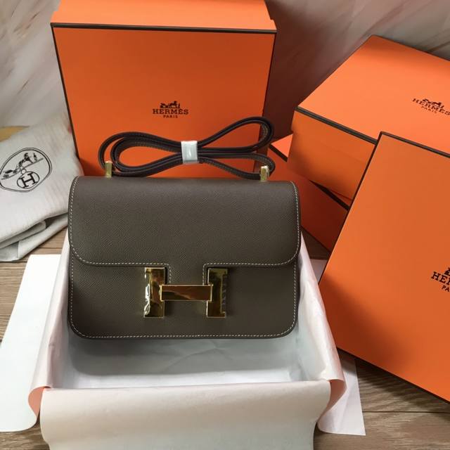 Comes with a gift box, Constance 23cm, imported Epsom leather with gold and sil