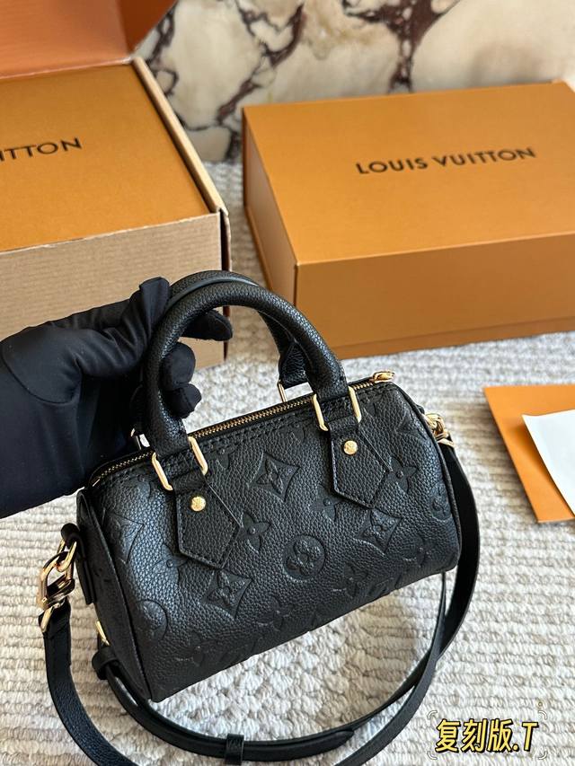 Comes with box Size: 16*10Cm Mini Lv Speedy Nano Let's experience the joy of Na