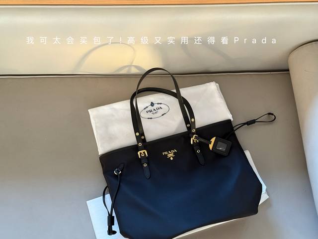 Upgraded version with box Size: 35*30Cm Prada classic tote bag! is big and conv