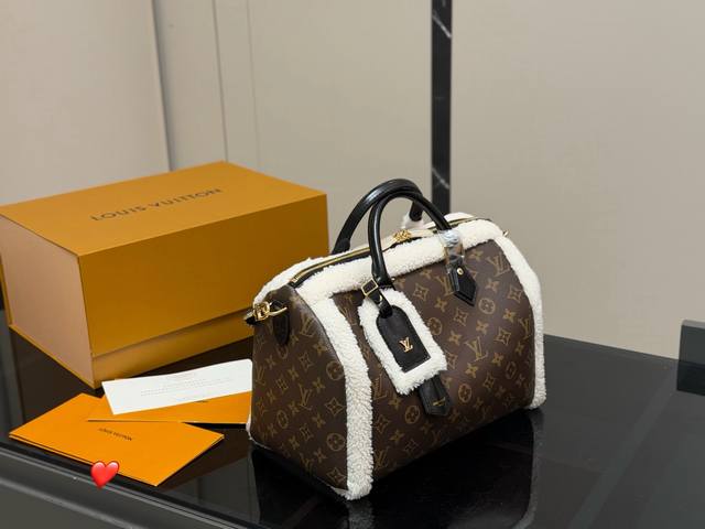 Folding Box/Airplane Box Size: 30cm New LV Keepall Pillow Bag Original with Cow