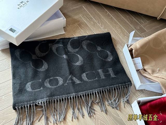 Comes with box Size: 190*50Cm Coach New Cashmere Scarf This season's new cashme