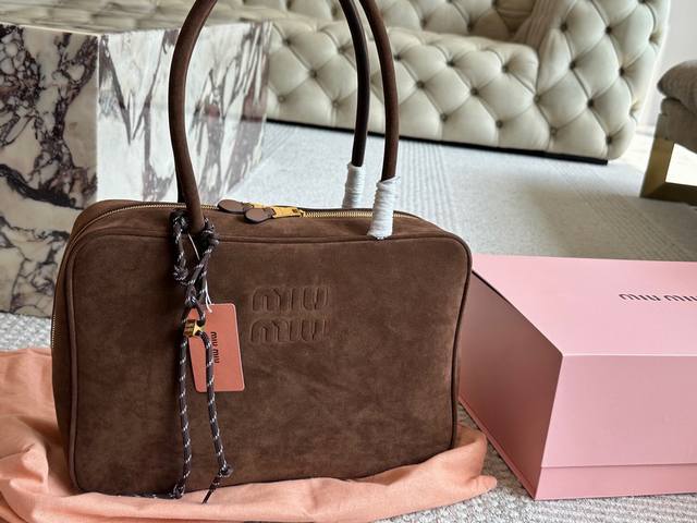 Comes with box Size: 35*22Cm Miumiu bowling briefcase Matching material Smooth,