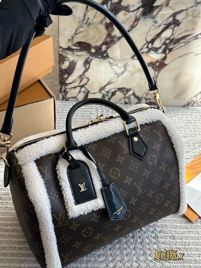 New style Size: 30cm L's Speedy 30 Reissue pillow bag It's really, really good-l