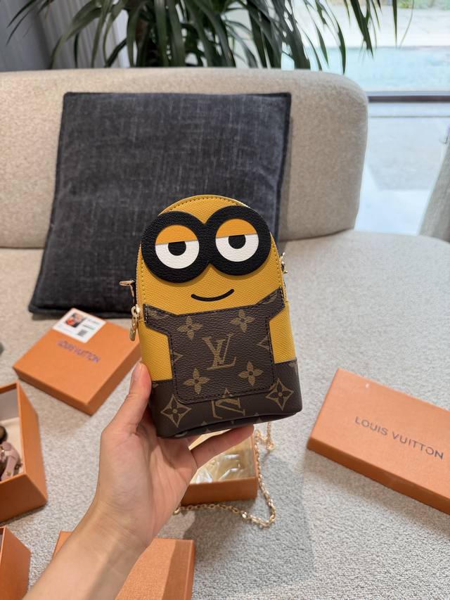 Vintage Bag Disassembly and DIY