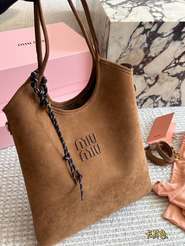 Box Included Size: 35*32Cm New Miu Miu Tote This year's trend is so strong So m