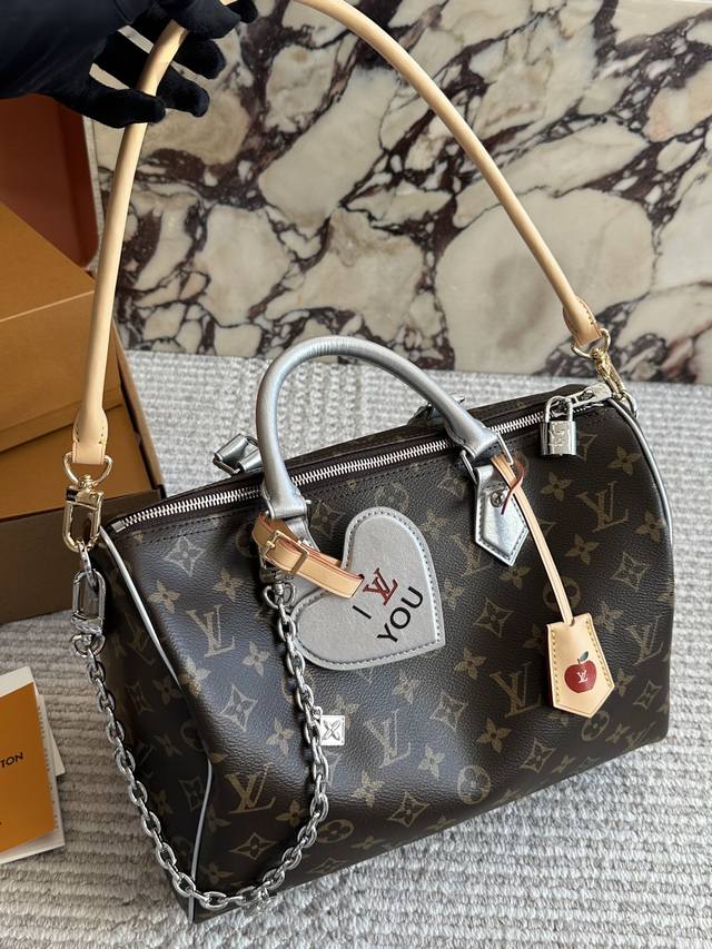 Comes with box 2025 New Style Size: 30cm Louis Vuitton Speedy 30 Replica Pillow