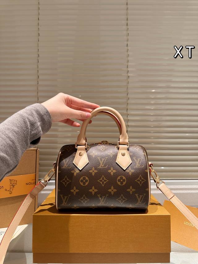 Cowhide version LV Speedy 20 Pillow Bag LV New City Keepal Handbag Series, Firs