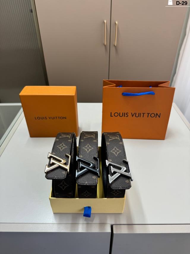 D-29 Full Set Packaging + Tote Bag Louis Vuitton Men's Leather Belt DDD