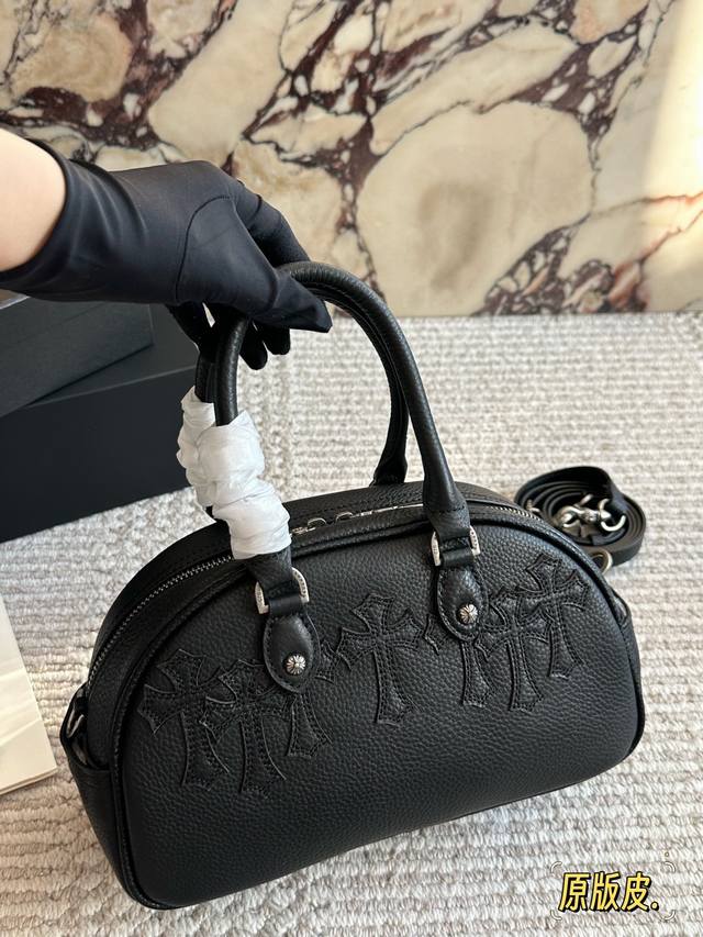 Chrome Hearts Shoulder Bag From Chrome Hearts' vintage collection Let's be Chro