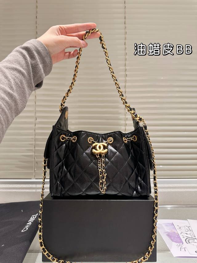 Waxed Leather Chanel 25C Hobo Shoulder Bag Chanel 25C Hobo shoulder bag, black