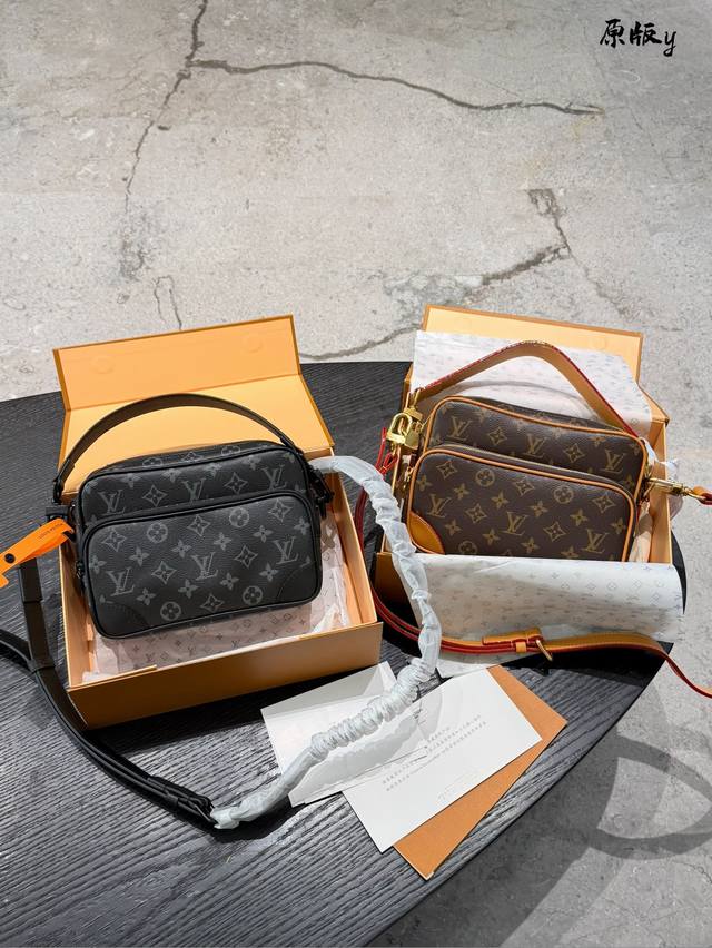 Lv The new 2025 men's Nilnil bag features a horizontal double-layer design. It's