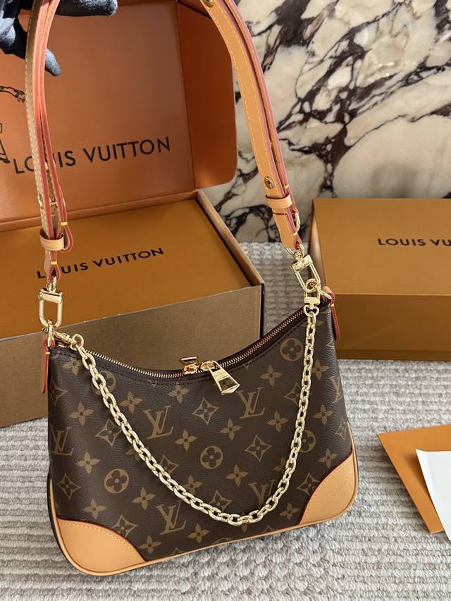 Comes with box Size: 29*16Cm L Vintage Croissant Bag Vintage Classic Shoulder B Comes with box Size: 29*16Cm L Vintage Croissant Bag Vintage Classic Shoulder B