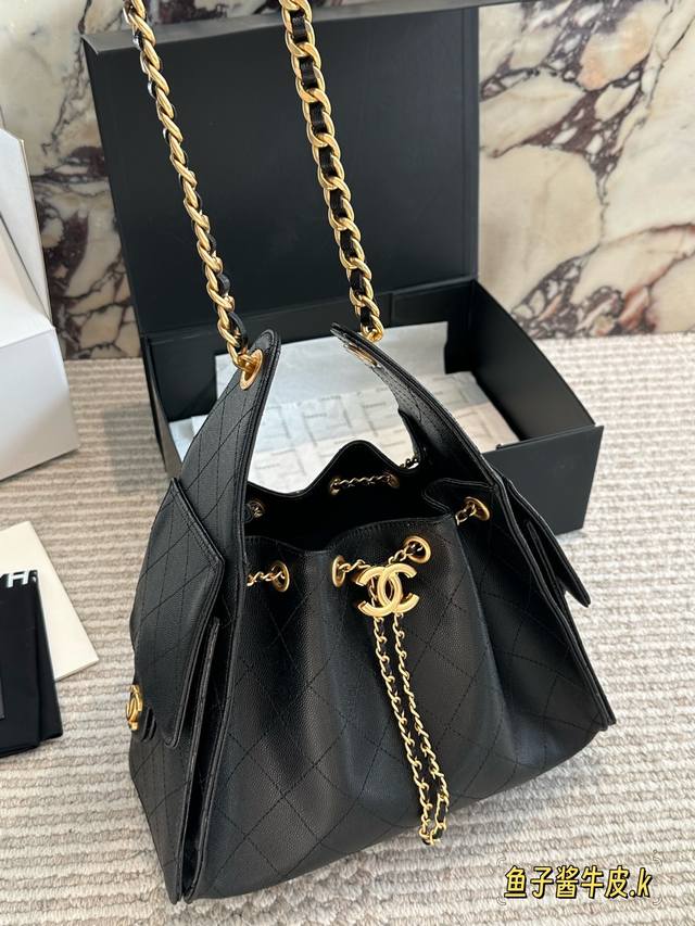 Leather box with case Chanel 25S Hobo Small Size is absolutely gorgeous This ye