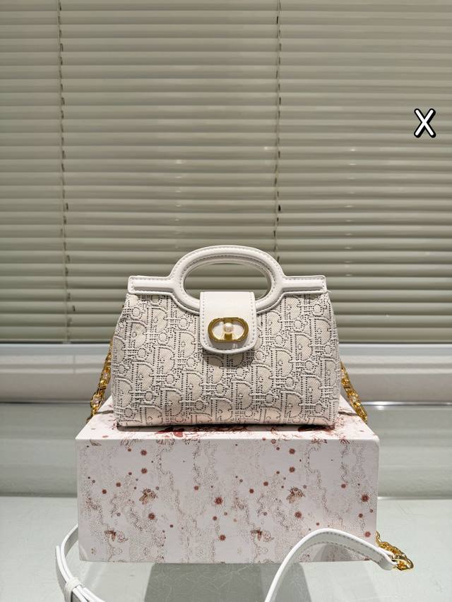 Replica Dior Jolie Top Handle Fz Dior Jolie Top Handle handbag, white lambskin w