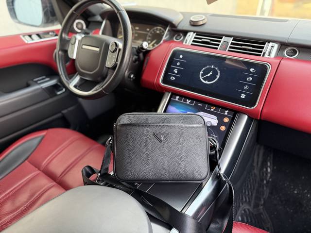 High-end new "Prada" shoulder bag, Prada cowhide shoulder/crossbody bag, adjust