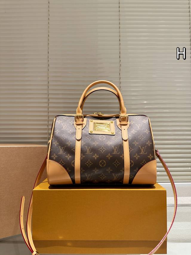 Lv Vintage Series Pillow Bag Extra Large Capacity Bag, One Bag is Enough for Goi
