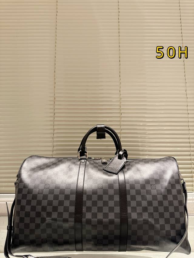 Same Price High-Version Travel Bag Super Cool Louis Vuitton Keepall Monogram Tr