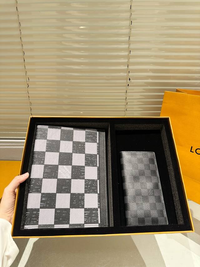 Original Wallet/Clutch with Gift Box High-Quality Version! LV Leather Wallet/Cl