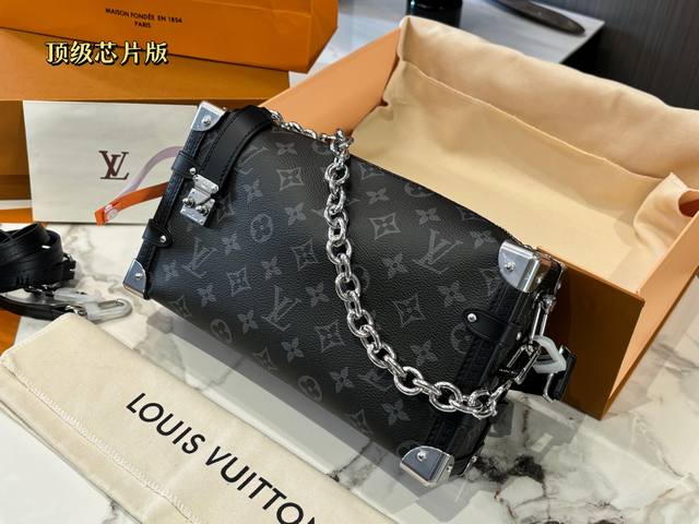 Original Single Version Size: 28*15Cm L's new Trunk bag, a killer design Gu Aili