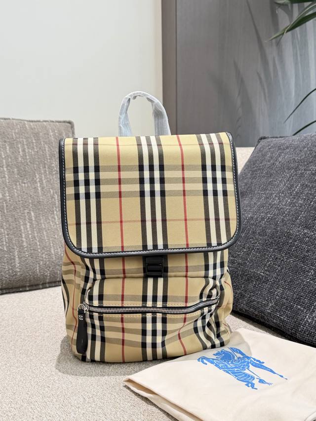 Burberry classic check | When I set off with my backpack~ Classic is timeless! A