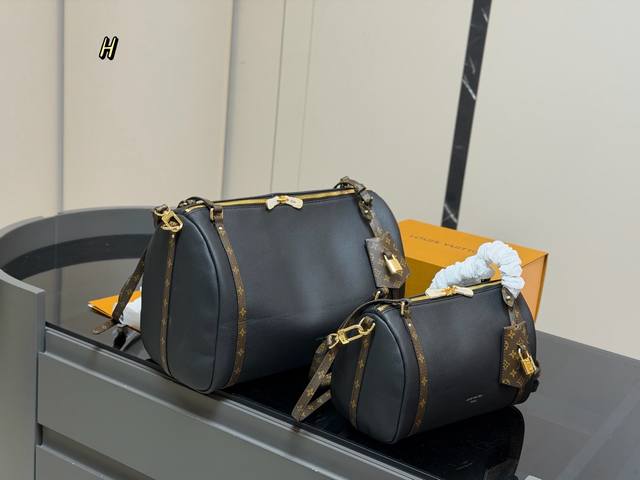 Large size, no box Size: 25cm 36cm Lv Express New Arrival Get Retro yet textured