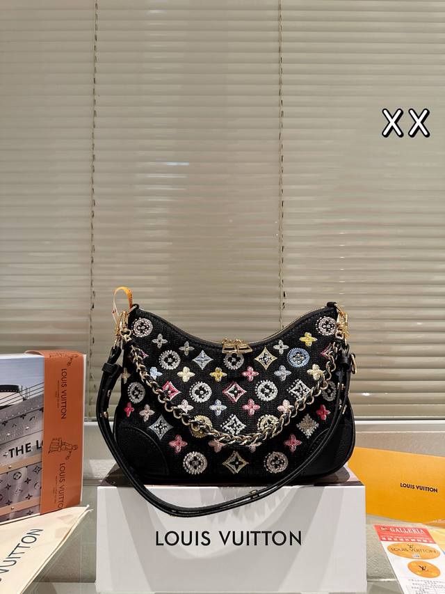 Lv Bull Horn Bling Bling Embroidered Beaded Studded Fabric Double Box 26Cm DDD