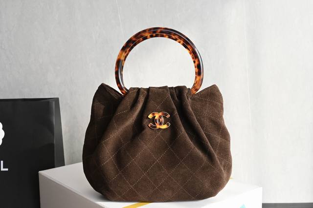 Platinum Edition Authentic Packaging as shown in the picture. Brand new arrival