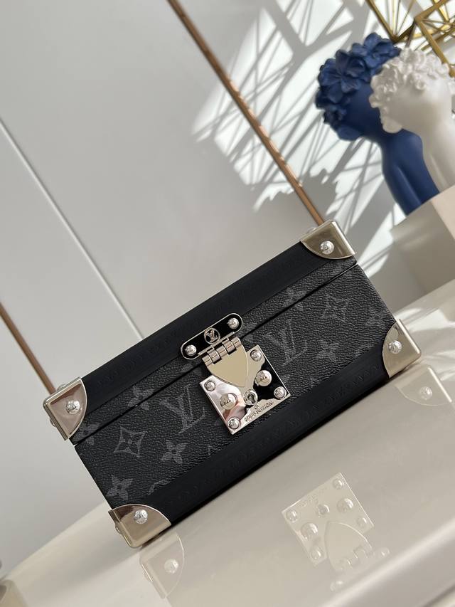 Factory Price p Top-tier original black floral tissue box, available in multiple