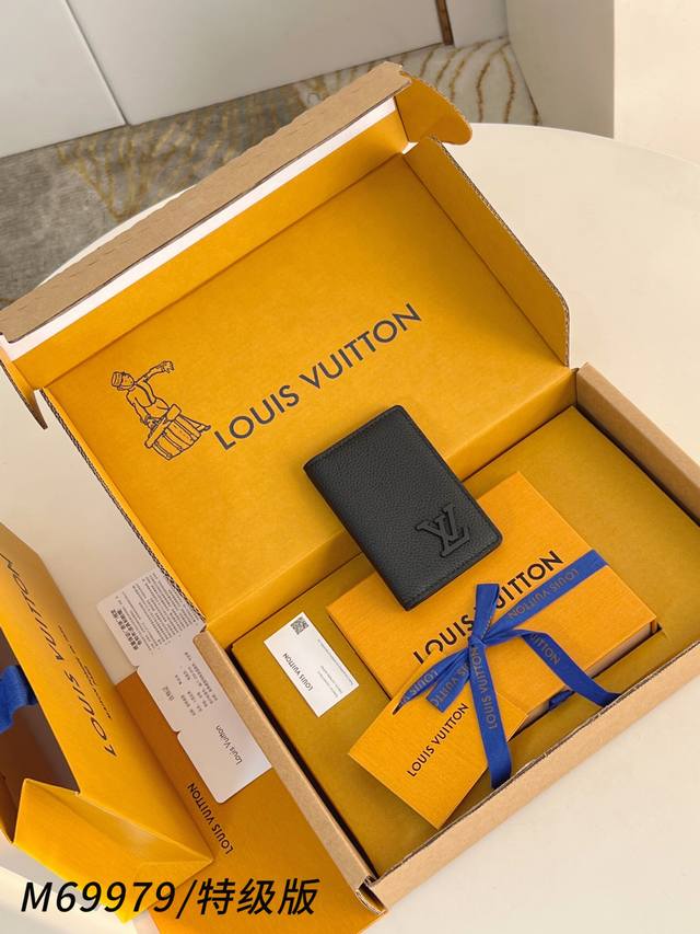 Factory Price p M69979 Premium All-Steel Pocket Wallet is crafted from brushed M