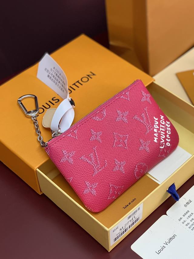 Factory Price p M27141 Silkscreened Fuchsia! Small Key Coin Purse! This small ke