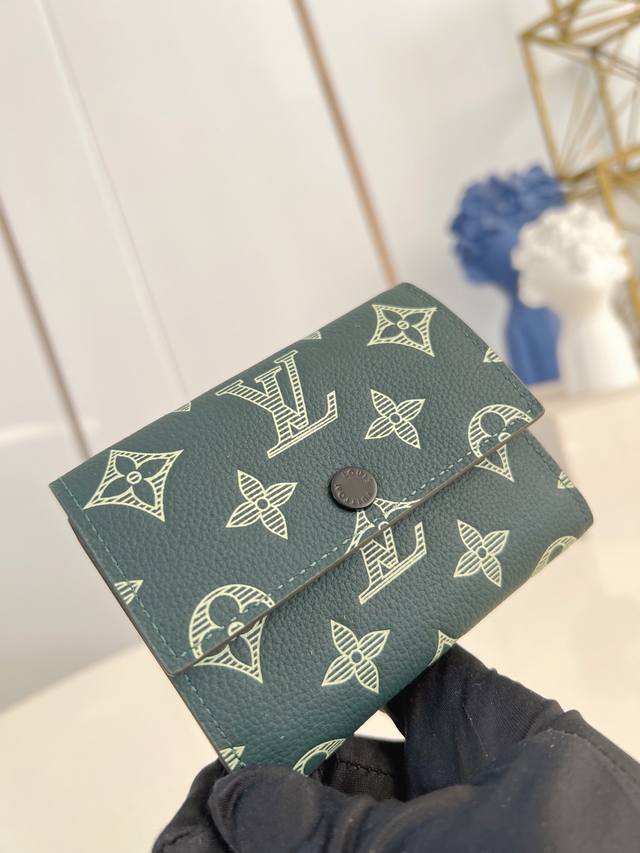 Factory Price p Top-Tier Original M14793 Green Embossed Victor wallet is crafted