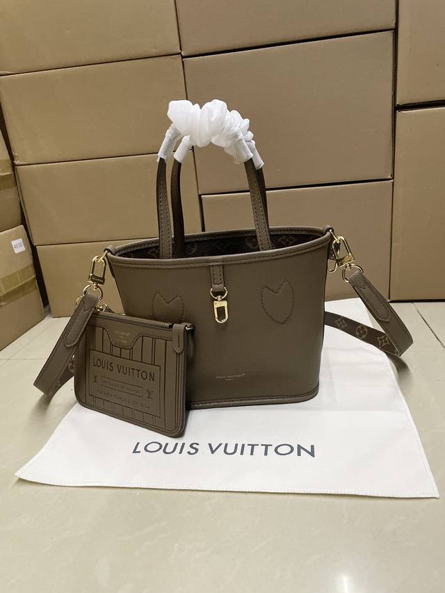 High-quality M12109 Elephant Gray Double-sided Chip-enabled Real Shots