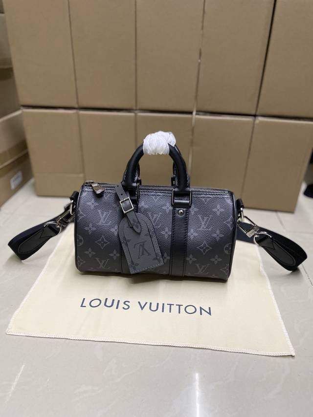 High-quality M46271, top-grain genuine leather, premium workmanship, chip code