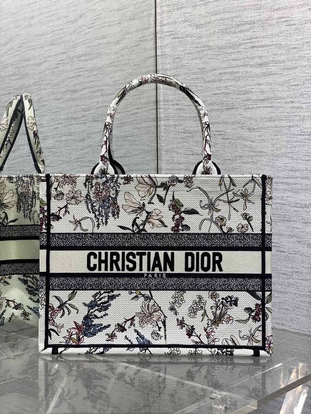 Diortote Medium Size In Stock. Diortote's latest summer collection features an