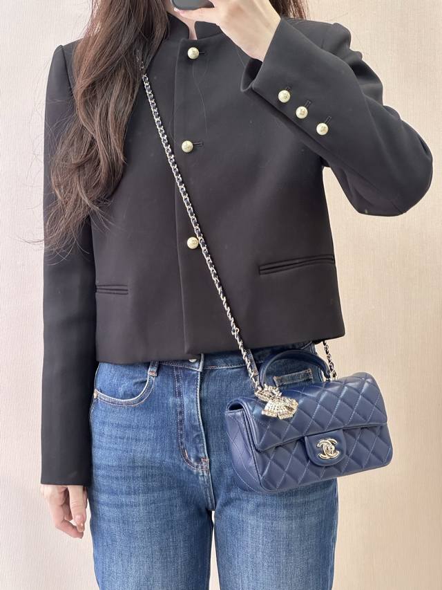 2431 Navy blue sheepskin top